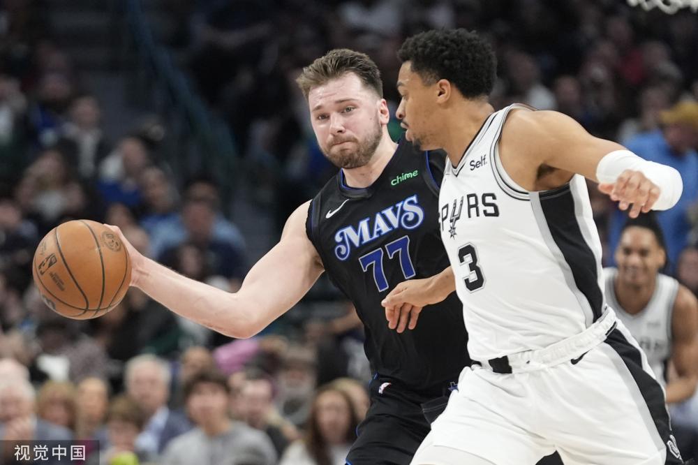 而小萨的不 而小萨的不