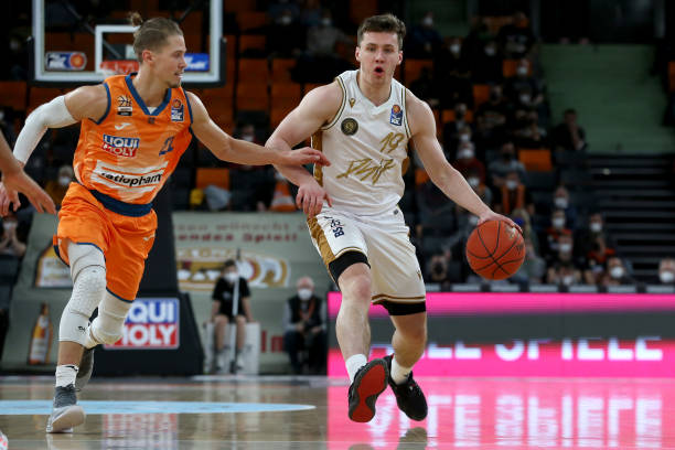 尝试边路传 尝试边路传