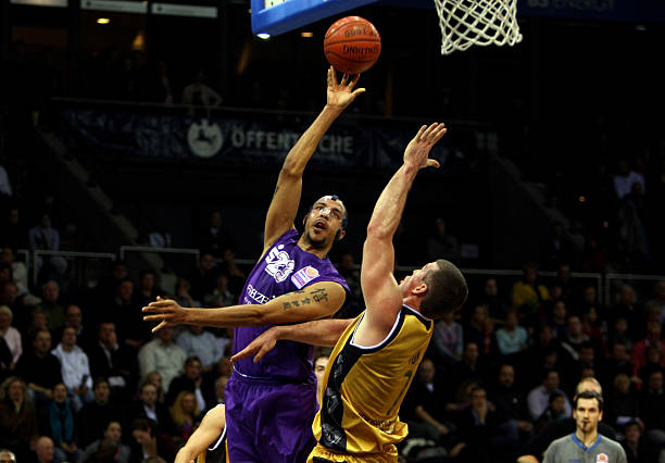 牙中后场的 牙中后场的